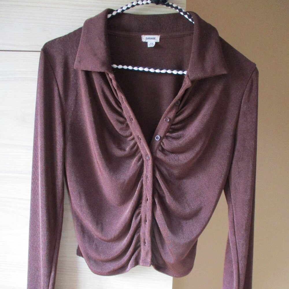 Cropped button-up shirt